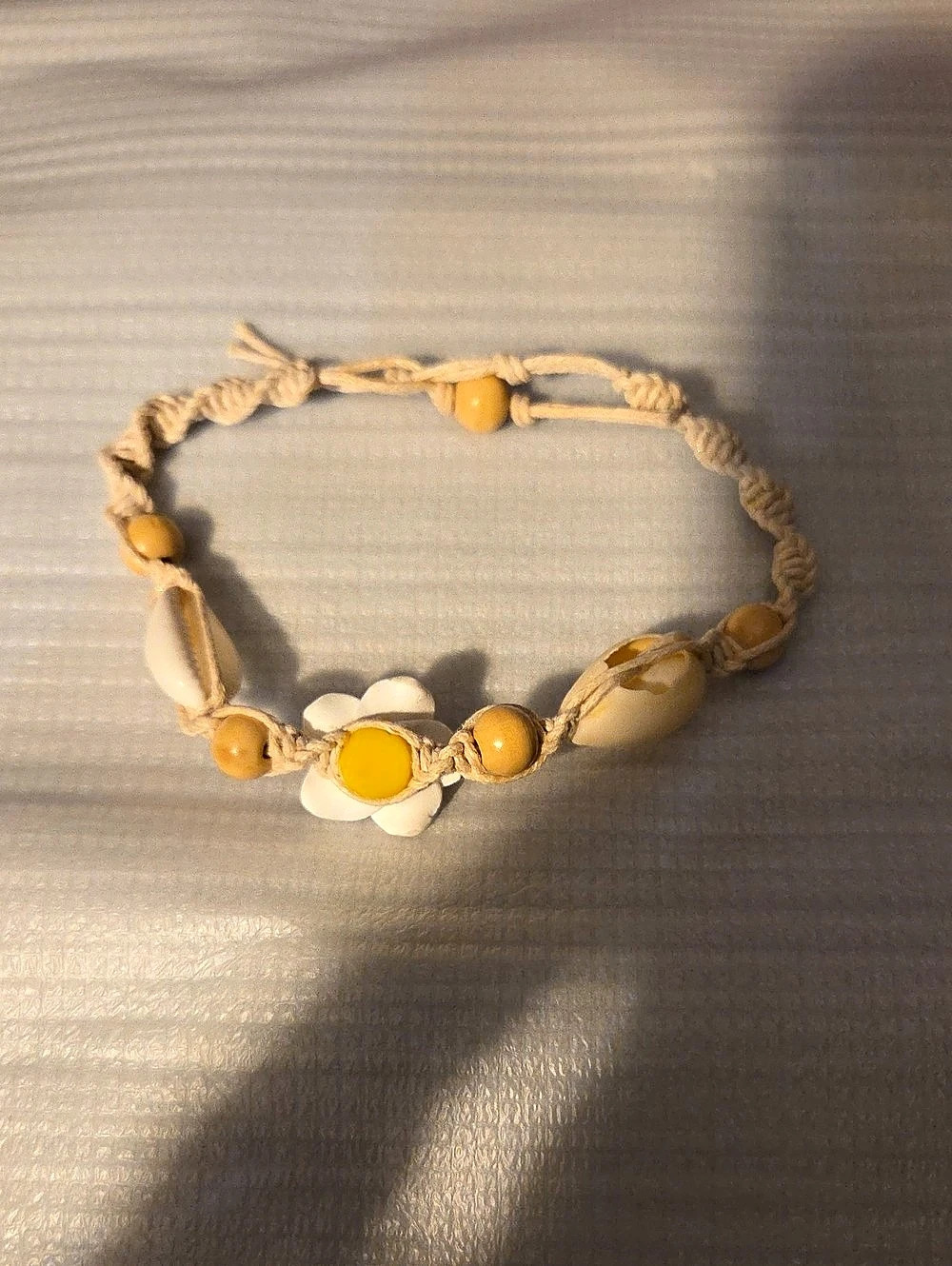 Shell Flower Beaded Anklet - Picture 2 of 3